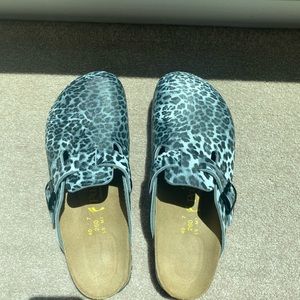 NWOT Birkenstock by Papillio Leopard Classic black